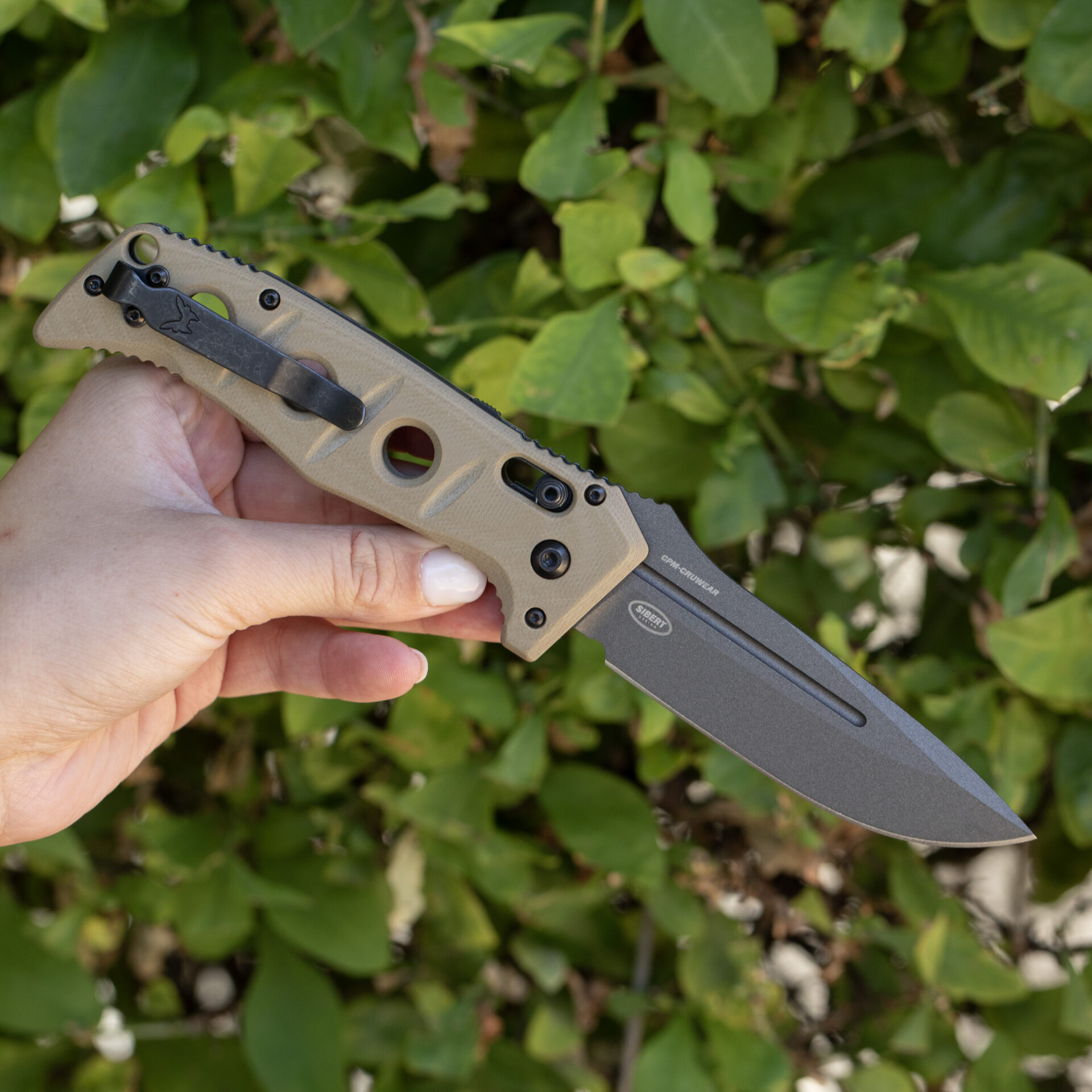 BENCHMADE 2750 AUTO ADAMAS® | CPM-CRUWEAR DESERT TAN G10 - Image 2
