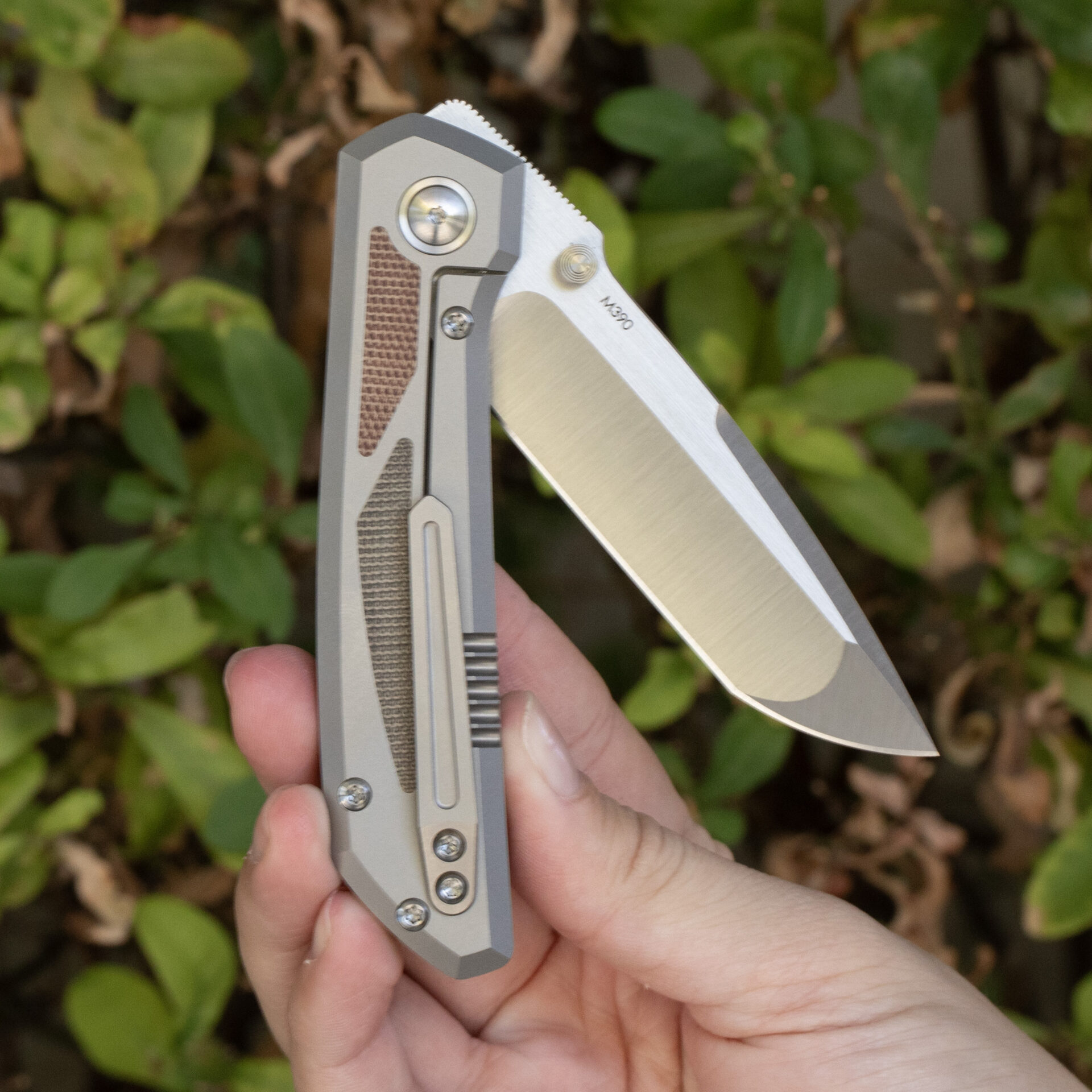 Pena Mula Tanto X-Series Brown & Green Micarta - Image 4